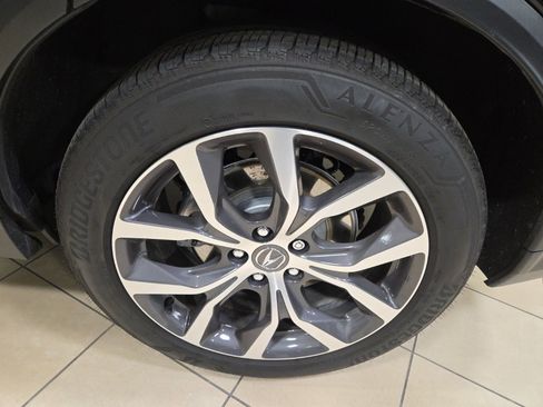 Used 2024 Acura MDX SH-AWD w/ Technology Package image 10