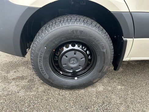 New 2026 Mercedes-Benz Sprinter 2500 image 24