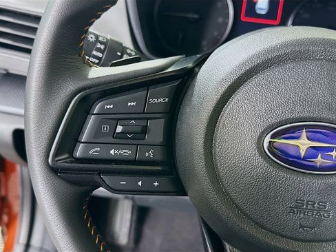 Certified 2025 Subaru Crosstrek 2.5i Limited w/ Crosstrek Mirror Package image 23