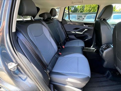 Certified 2026 Volkswagen Tiguan SE AWD/4WD image 20