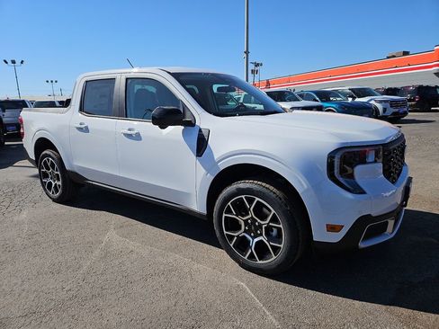 New 2026 Ford Maverick Lariat image 1