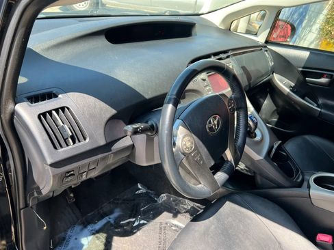 Used 2013 Toyota Prius Persona Series FWD image 13