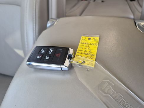 Used 2020 Land Rover Range Rover HSE AWD/4WD image 36
