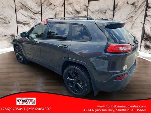 Used 2016 Jeep Cherokee Latitude w/ Safety/Convenience Group FWD image 3