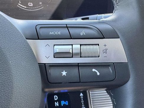 Used 2025 Hyundai Sonata SEL FWD image 24
