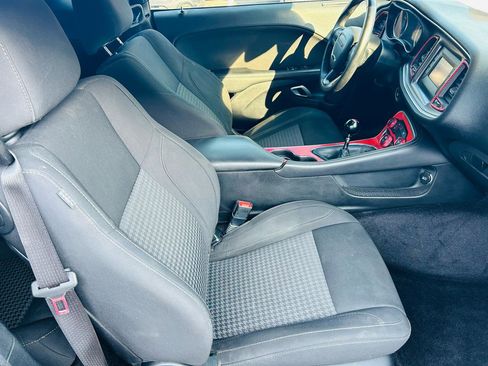 Used 2017 Dodge Challenger R/T RWD image 26