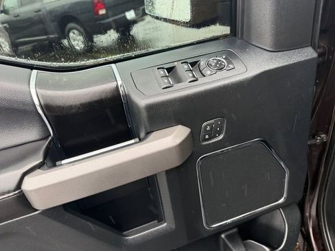 Used 2020 Ford F150 Platinum w/ Equipment Group 701A Luxury image 11