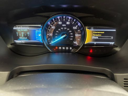 Used 2018 Ford Explorer Limited w/ Equipment Group 301A AWD/4WD image 15