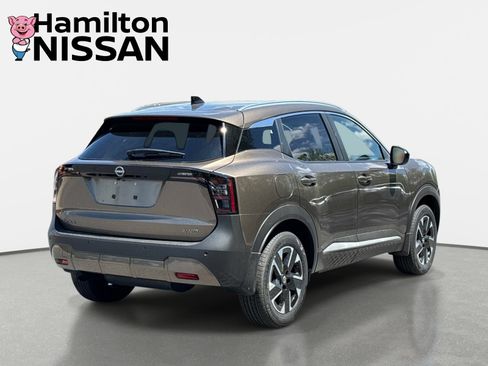 New 2026 Nissan Kicks SV AWD/4WD image 2