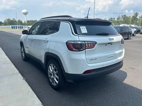 Used 2025 Jeep Compass Limited AWD/4WD image 6
