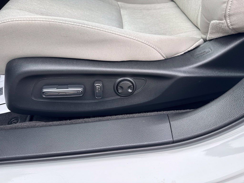 Used 2024 Honda Accord EX image 20