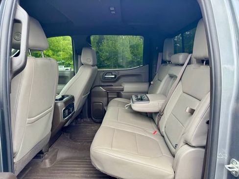 Used 2022 GMC Sierra 1500 SLT w/ SLT Premium Plus Package AWD/4WD image 28