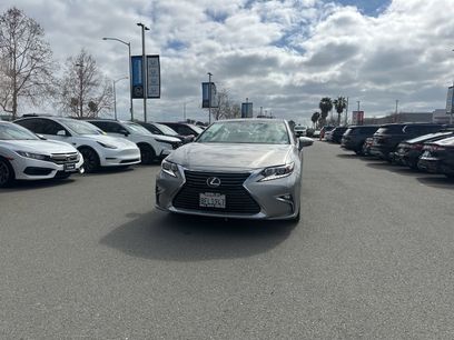 Used 2018 Lexus ES 350 w/ Navigation System Package