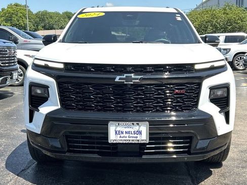 Used 2024 Chevrolet Traverse RS AWD/4WD image 2