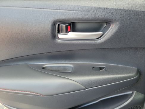 Used 2025 Toyota Corolla SE image 13