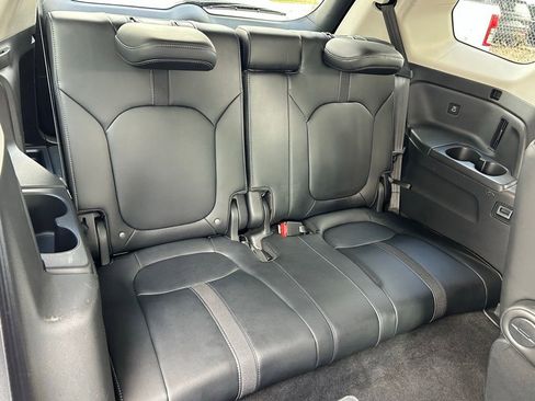 Used 2023 Honda Pilot EX-L image 43