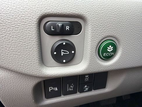 Used 2018 Honda Pilot Elite image 12