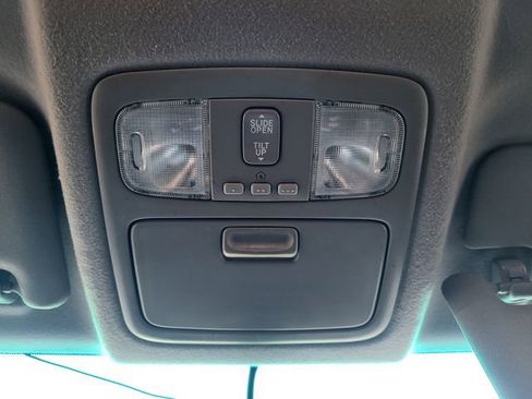 Used 2008 Toyota 4Runner SR5 AWD/4WD image 19