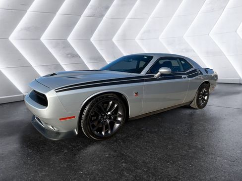 Used 2023 Dodge Challenger R/T Scat Pack w/ Plus Package image 3