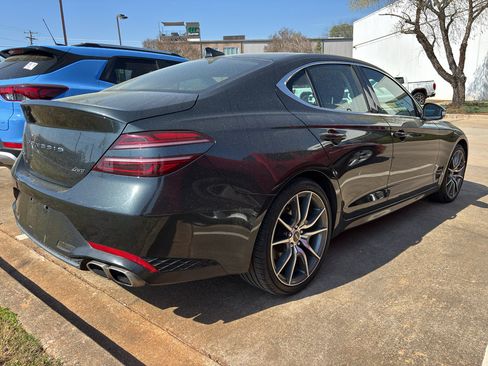 Used 2023 Genesis G70 2.0T image 7