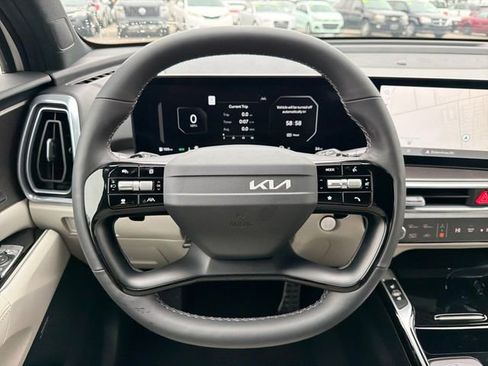 New 2026 Kia Sorento SX Prestige AWD/4WD image 10
