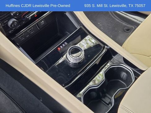 Used 2023 Jeep Grand Cherokee Limited image 22