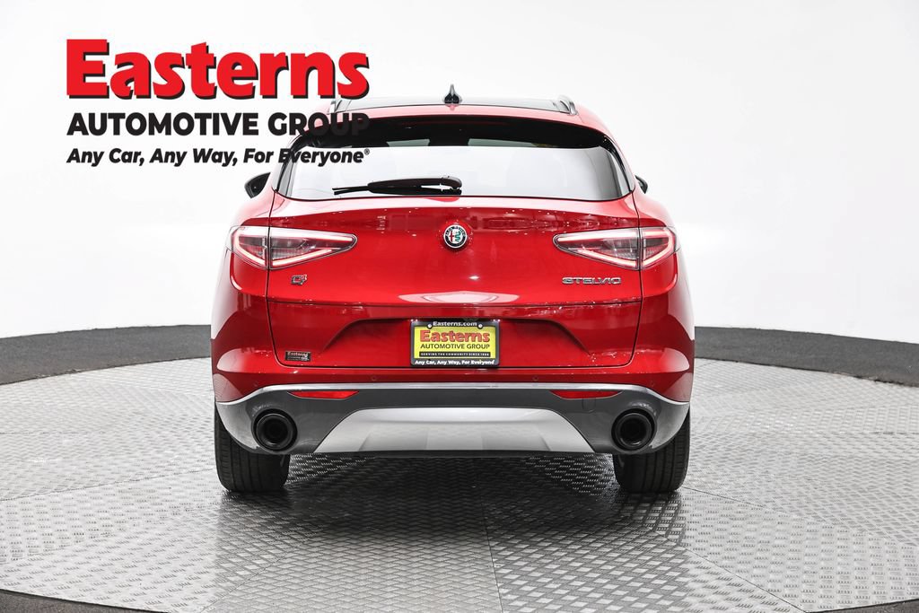 Used 2024 Alfa Romeo Stelvio Ti w/ Active Assist Plus Package AWD/4WD image 7