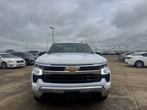 Used 2025 Chevrolet Silverado 1500 LT w/ Texas Edition Plus RWD image 4