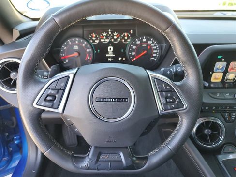 Used 2017 Chevrolet Camaro SS image 18