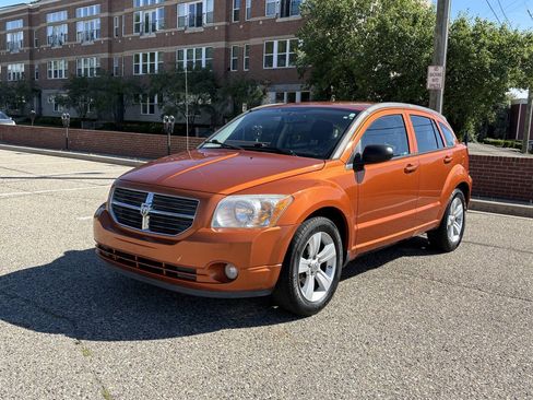 Used 2011 Dodge Caliber Mainstreet FWD image 23