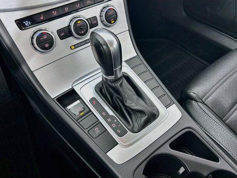 Used 2015 Volkswagen CC Sport FWD image 16