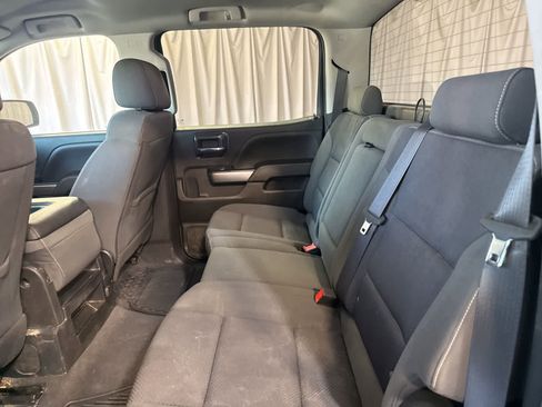 Used 2018 Chevrolet Silverado 1500 LT w/ Texas Edition image 17