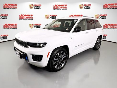 Used 2022 Jeep Grand Cherokee Overland image 15