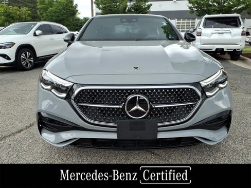 Used 2026 Mercedes-Benz E 350 4MATIC Sedan image 3