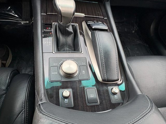 Used 2013 Lexus LS 460 w/ Comfort Pkg RWD image 7