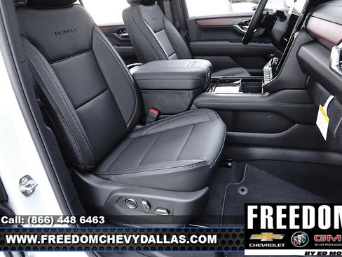 New 2026 GMC Yukon XL Denali w/ Sun & Power Step Package image 16