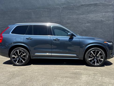 Used 2023 Volvo XC90 B5 Plus w/ Protection Package AWD/4WD image 9