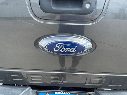 Used 2016 Ford F350 XLT w/ XLT Premium Package AWD/4WD image 16