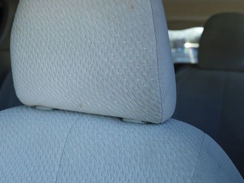 Used 2011 Toyota Sienna LE image 22