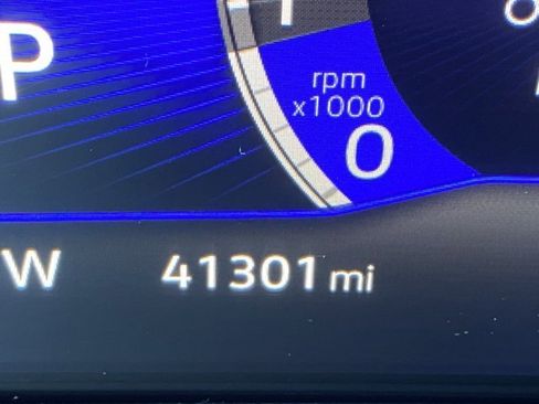 Used 2024 Volkswagen Tiguan S image 27