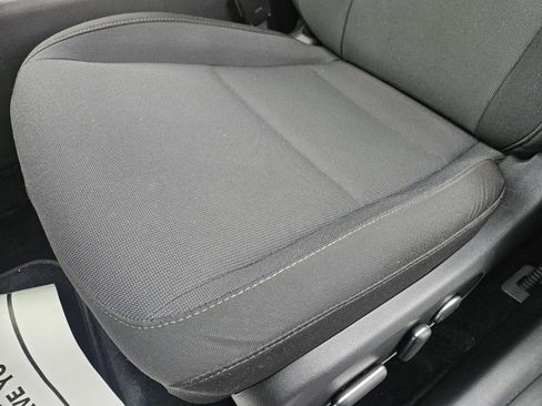 Used 2025 Hyundai Kona SEL FWD image 8