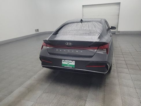 Used 2024 Hyundai Elantra SEL FWD image 7