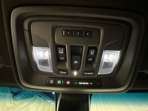 Certified 2022 GMC Sierra 2500 Denali AWD/4WD image 32