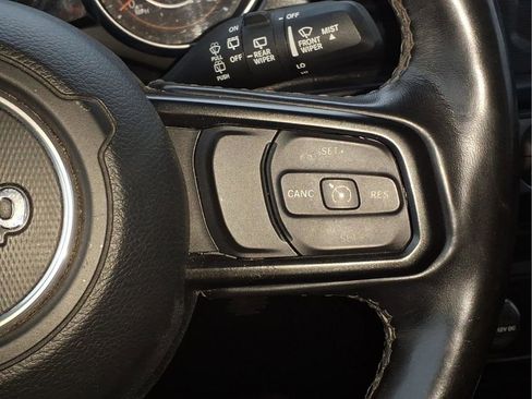 Used 2020 Jeep Wrangler Unlimited Sport image 16