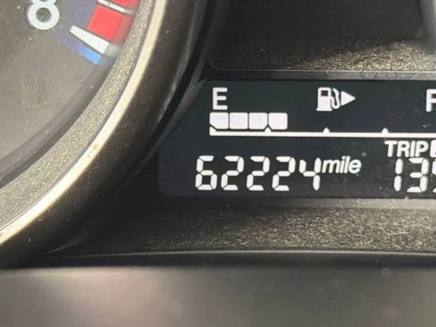 Used 2012 MAZDA MAZDA3 i Touring FWD image 27