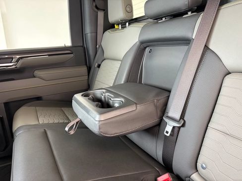 New 2026 Chevrolet Silverado 2500 ZR2 AWD/4WD image 39