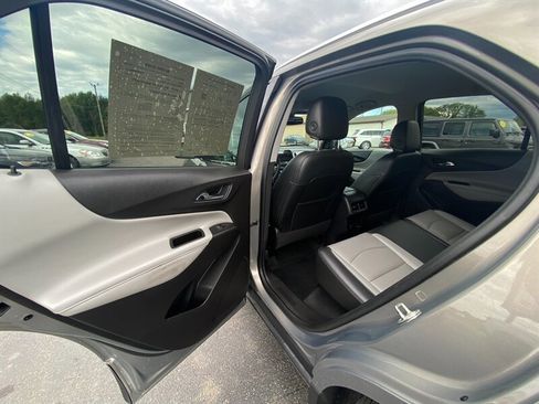 Used 2018 Chevrolet Equinox Premier image 22