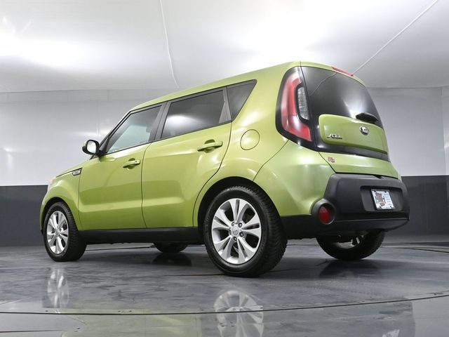 Used 2015 Kia Soul + FWD image 39