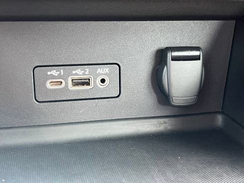 Used 2023 Nissan Sentra SV FWD image 30
