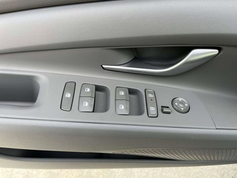New 2026 Hyundai Elantra SEL Sport Premium FWD image 11